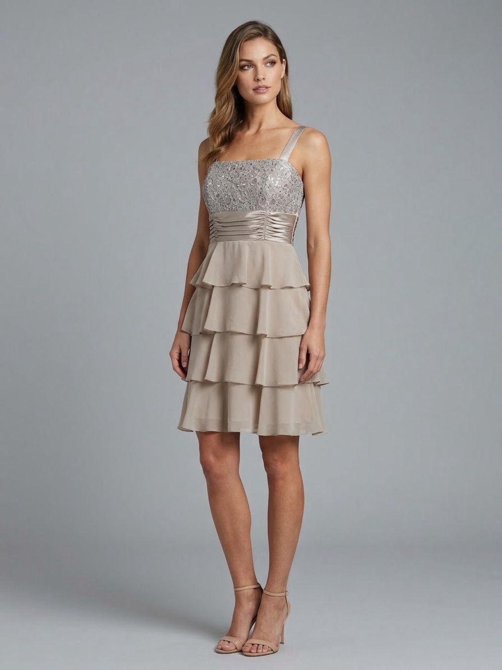 Kathy Roberts Women's Size 8 Champagne Gold Sequined Lace Tiered Cocktail